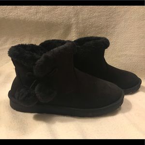 Black ankle boot